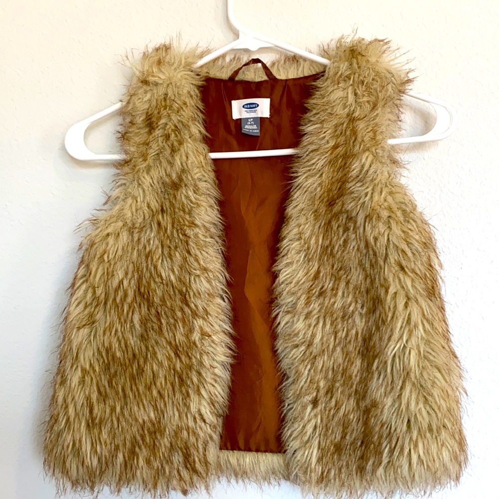 Fur vest